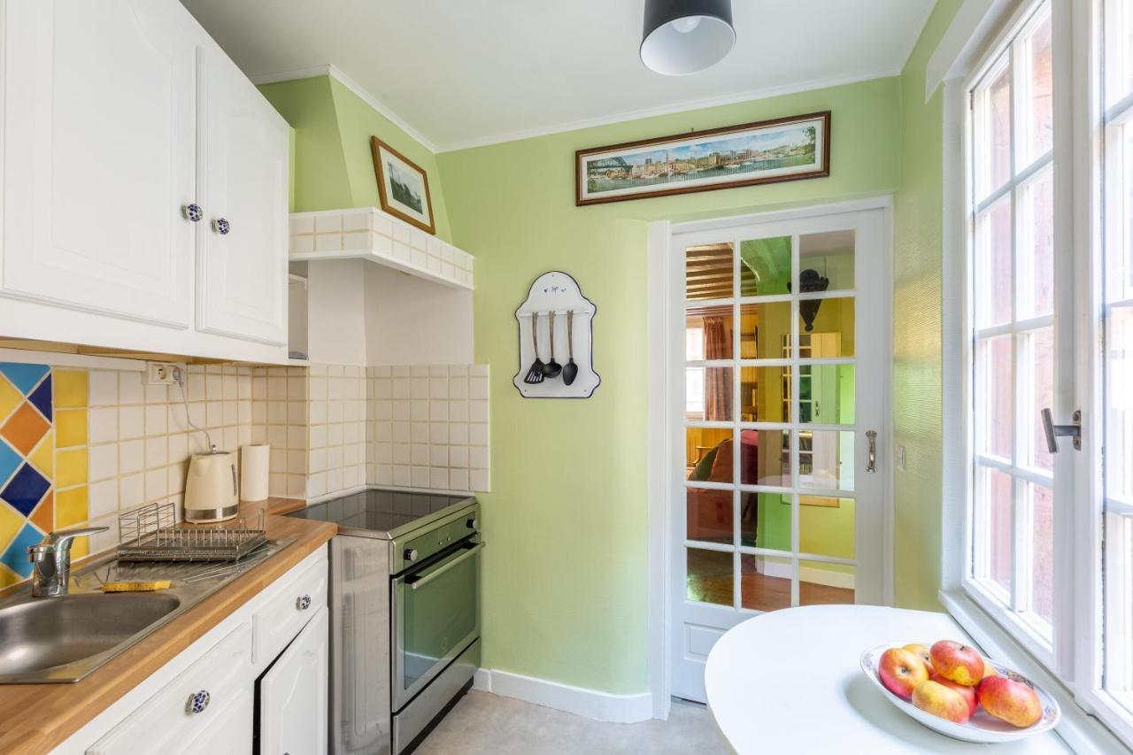 Amandus Apartment